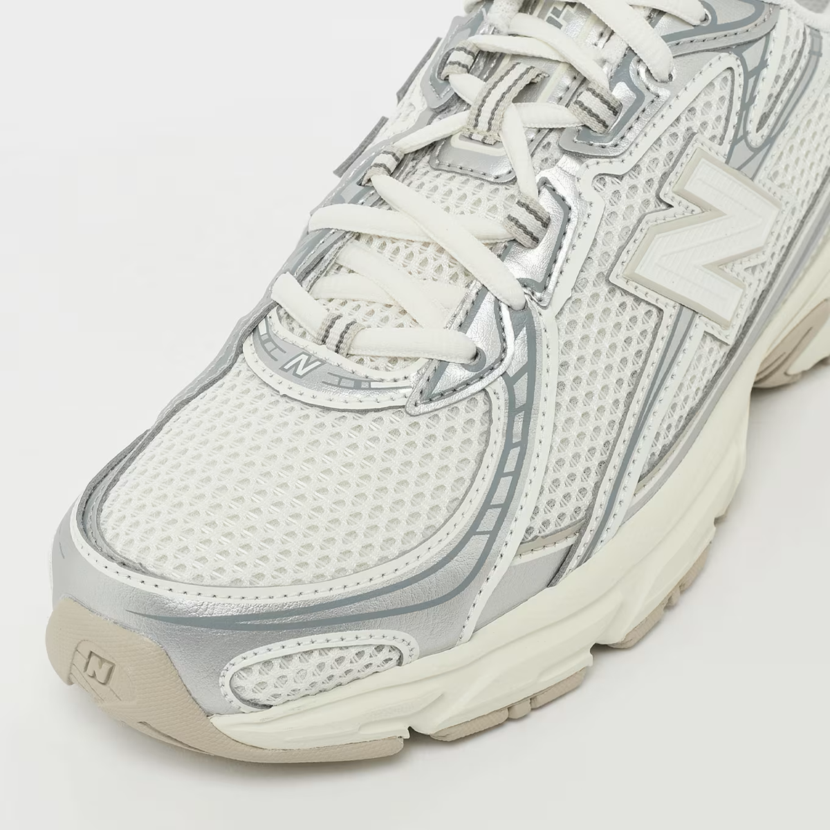 NB 740 (GS) - blanc/argent