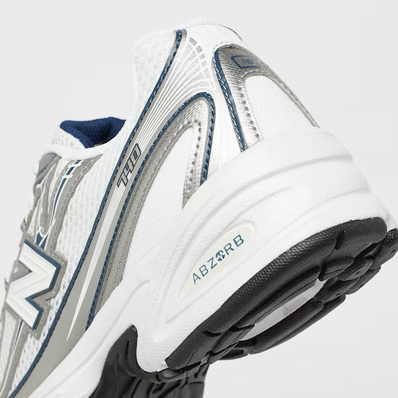 NB 740 (GS) - blanc/noir