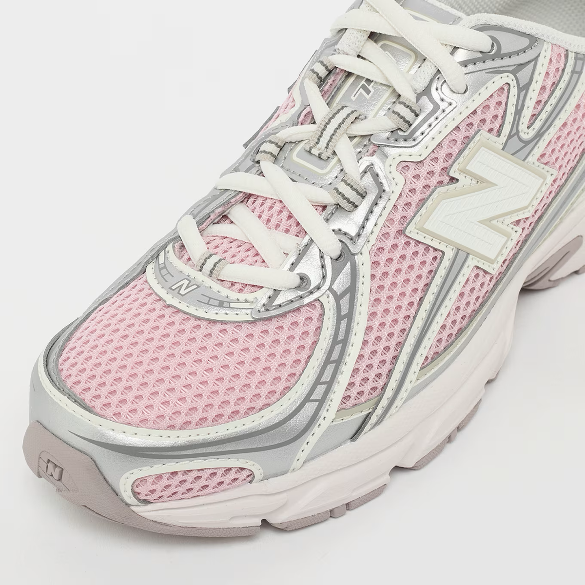 NB 740 (GS) - rose