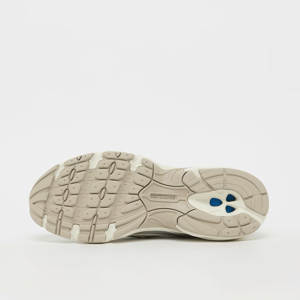 NB 740 (GS) - blanc/argent