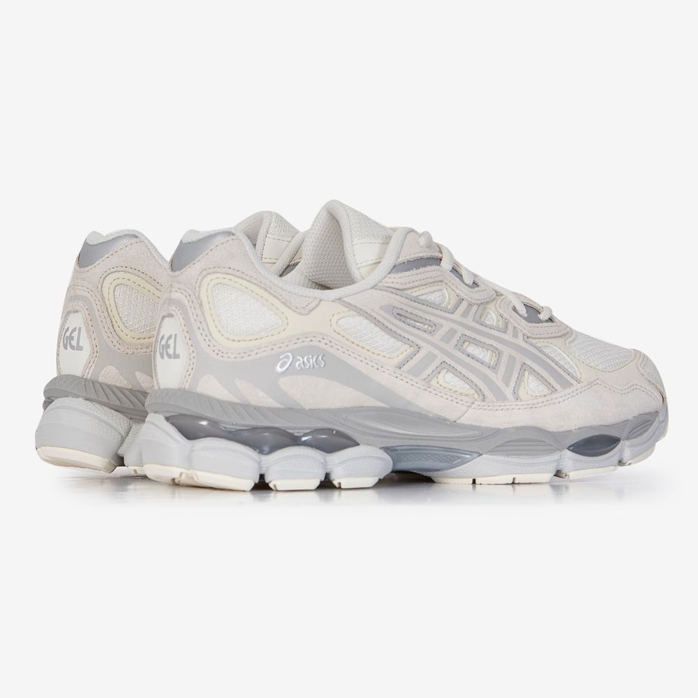 SAUCONY Progrid Omni 9 — White/Turquoise